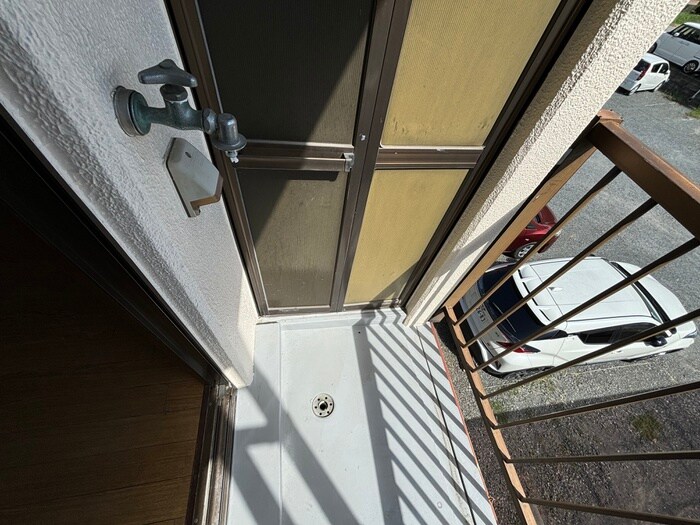 物件内観写真16　(洗濯機置場)