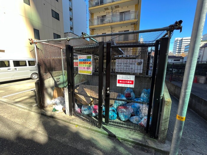 物件外観写真4　(建物設備)