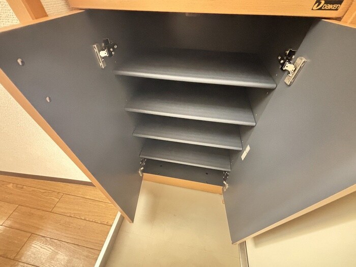 物件内観写真18　(靴箱)