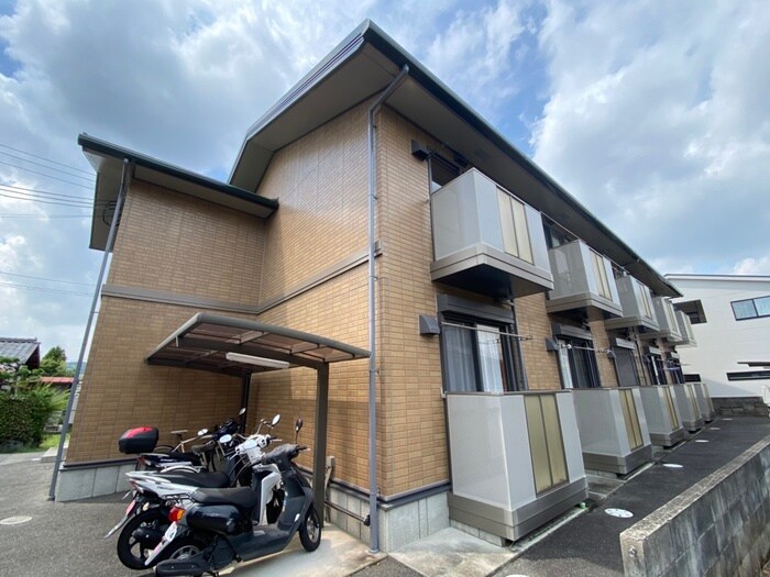 物件外観写真2　(外観写真)