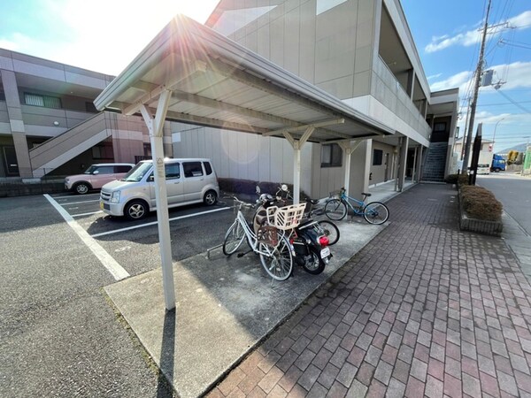 駐輪場