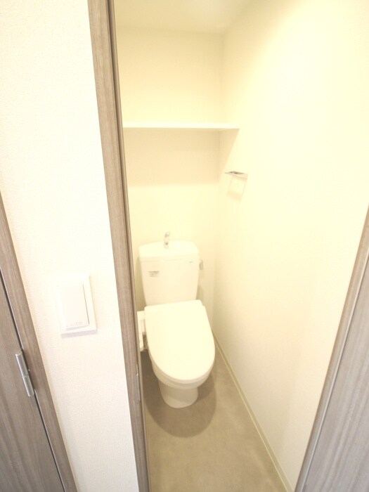 物件内観写真15　(トイレ)