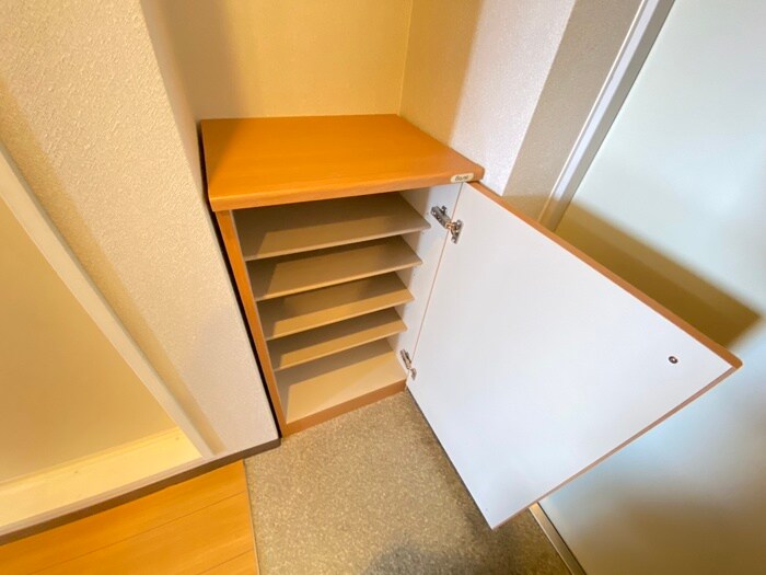 物件内観写真17　(靴箱)