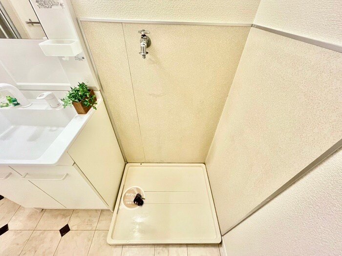 物件内観写真20　(洗濯機置場)