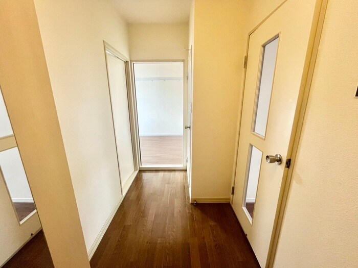 物件内観写真21　(廊下)