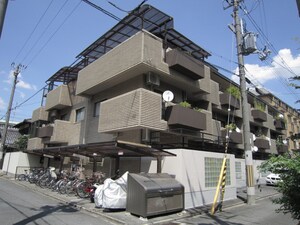 ピアレス円勝寺外観写真