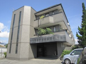 エルコラゾン外観写真