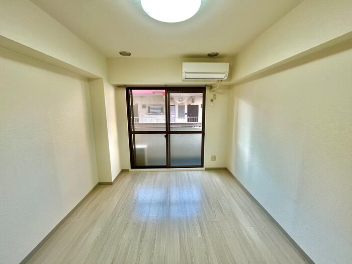 物件内観写真18　(居室)