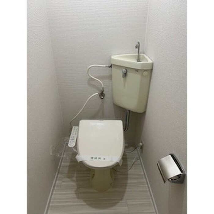 物件内観写真15　(トイレ)