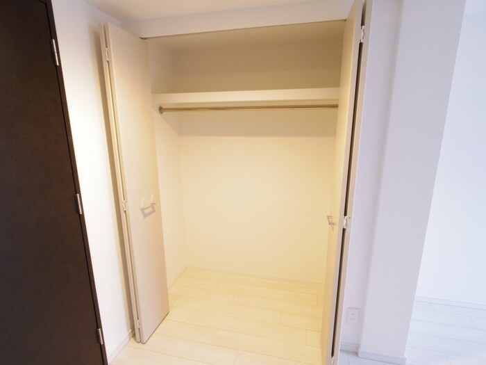 物件内観写真10　(収納)