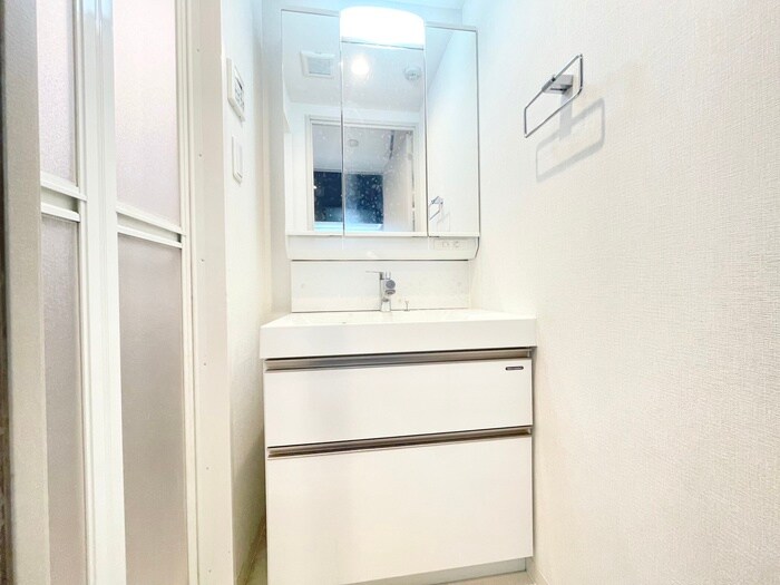 物件内観写真12　(洗面)