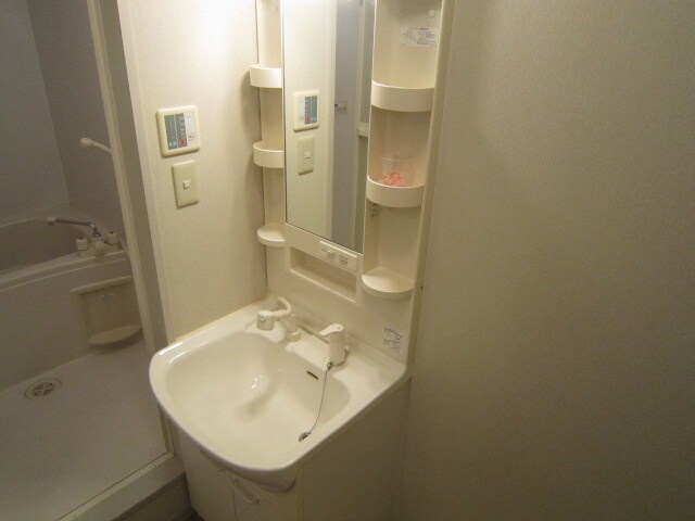 物件内観写真13　(洗面)