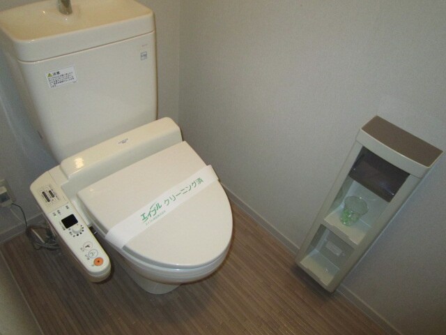 物件内観写真14　(トイレ)