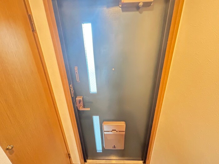 物件内観写真21　(玄関)