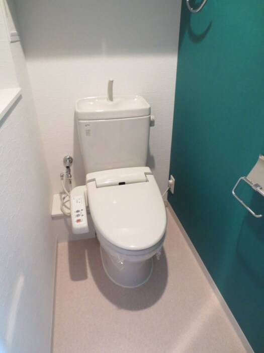 物件内観写真8　(トイレ)