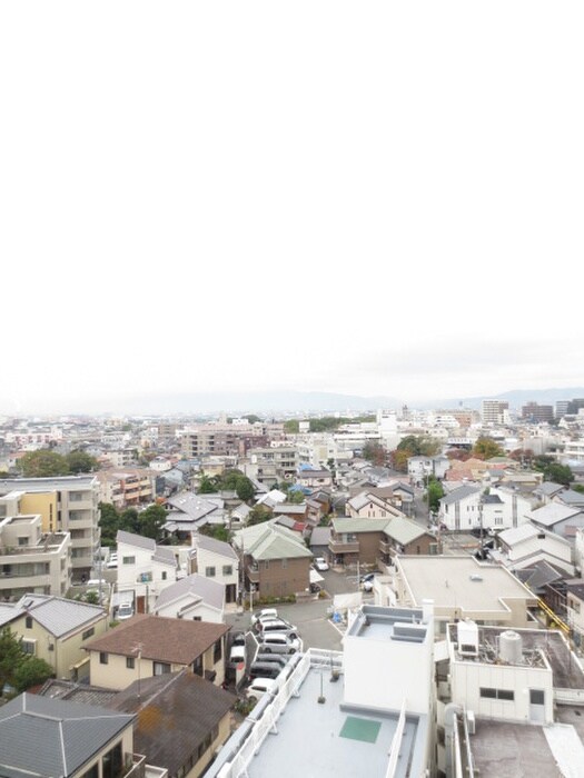 物件内観写真18　(室内からの展望)