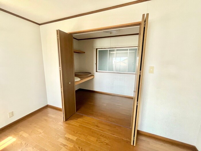 物件内観写真10　(収納)