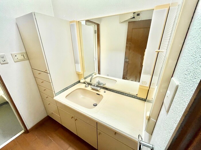 物件内観写真15　(洗面)