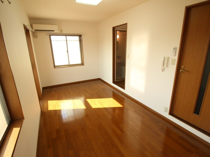 物件内観写真19　(居室)