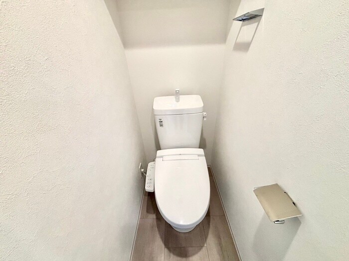 物件内観写真11　(トイレ)