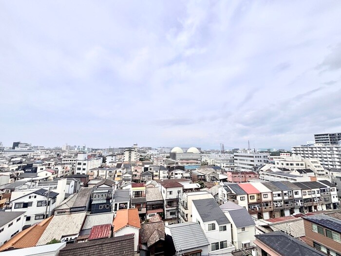 物件内観写真13　(室内からの展望)