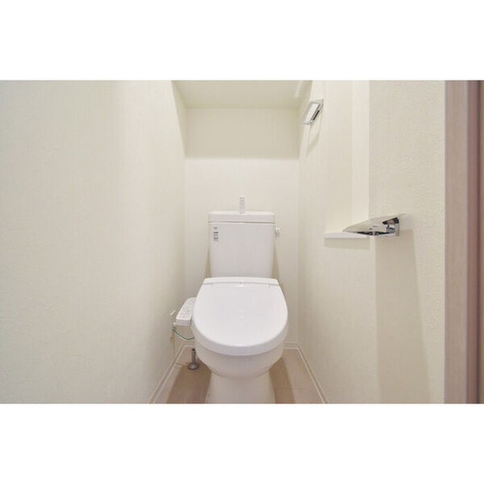 物件内観写真13　(トイレ)