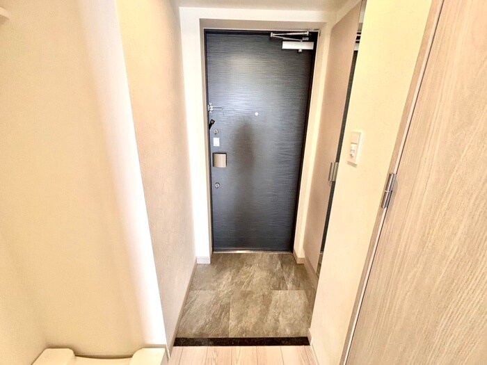 物件内観写真14　(玄関)