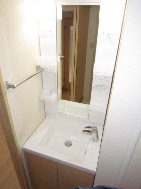 物件内観写真11　(洗面)