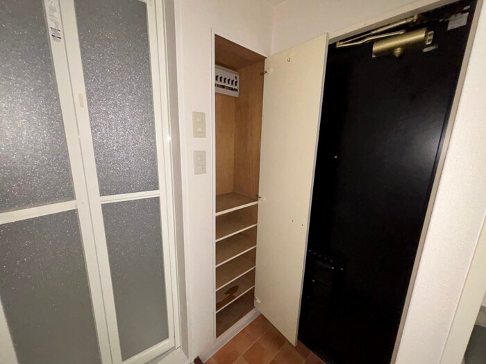 物件内観写真17　(靴箱)