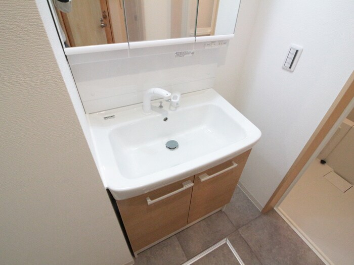 物件内観写真14　(洗面)