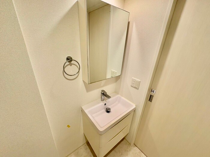 物件内観写真12　(洗面)