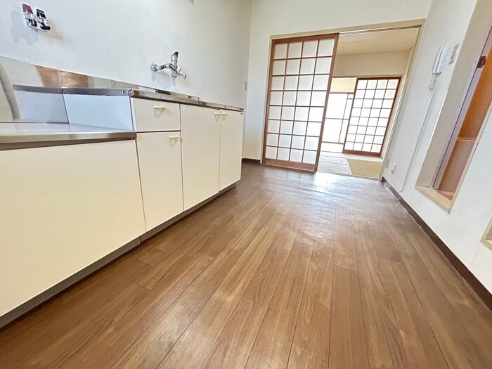 物件内観写真8　(居室)