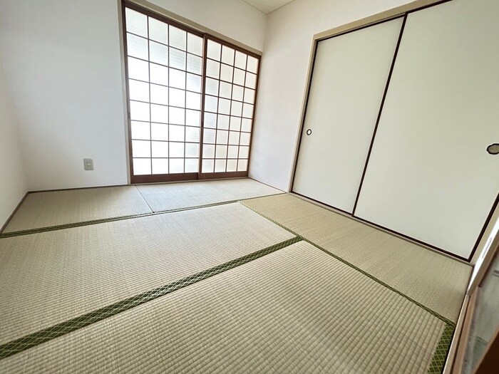 物件内観写真10　(居室)