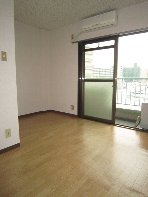 物件内観写真12　(居室)