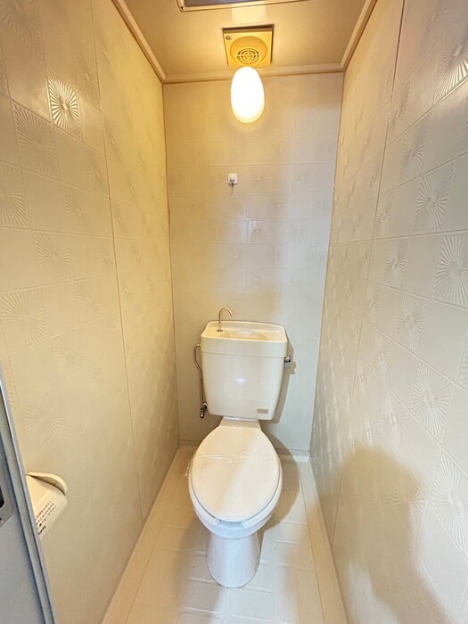 物件内観写真14　(トイレ)