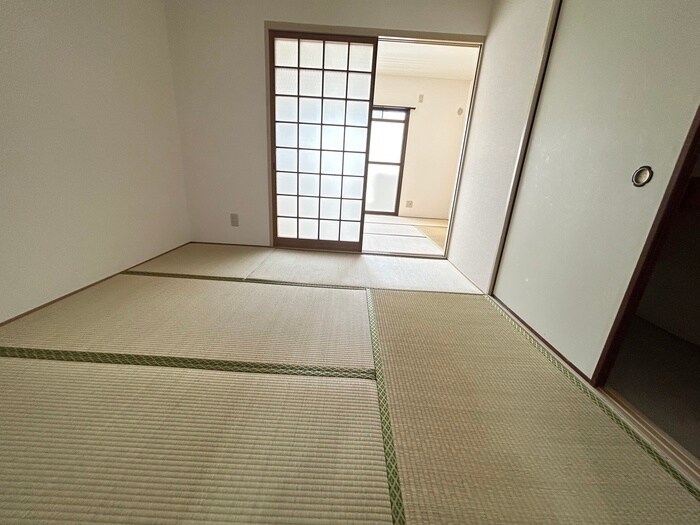 物件内観写真15　(居室)