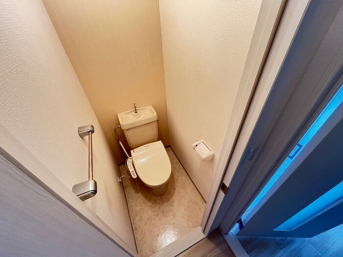 物件内観写真14　(トイレ)