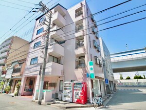 パークプレース鳴尾外観写真