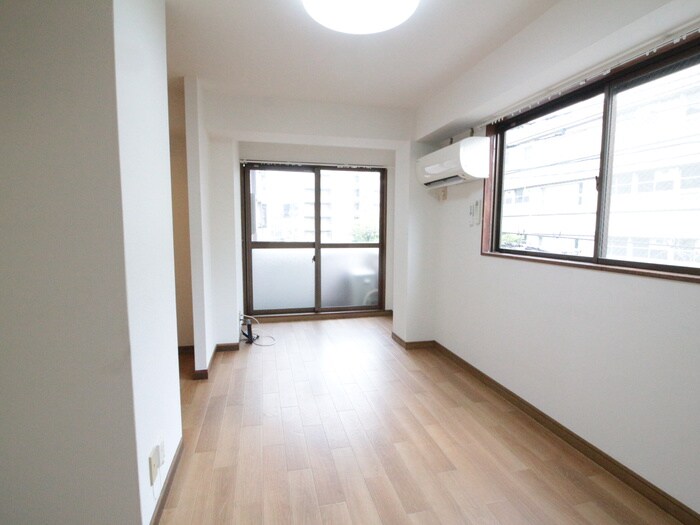 物件内観写真10　(居室)