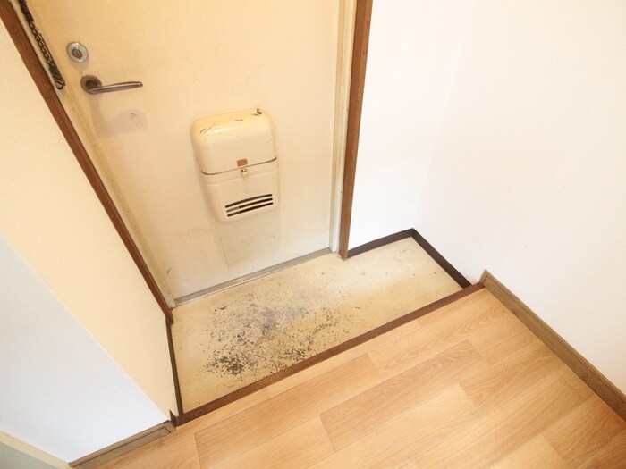 物件内観写真22　(玄関)