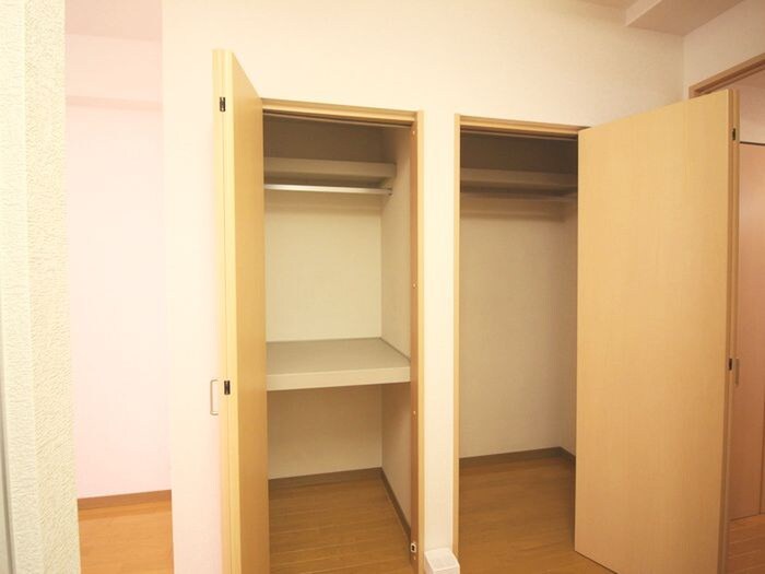 物件内観写真10　(収納)