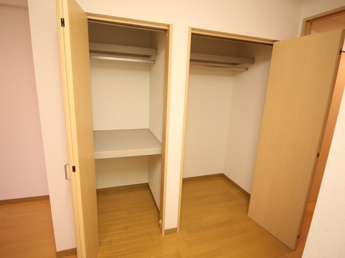 物件内観写真15　(収納)