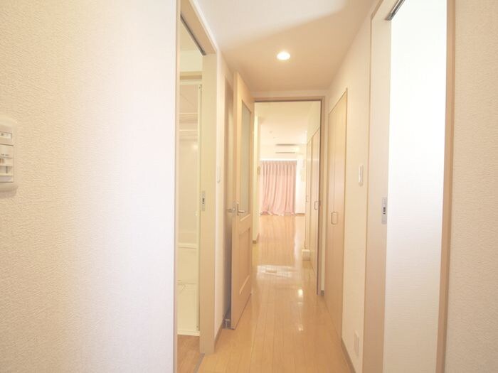 物件内観写真19　(廊下)