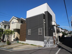 藤阪東町二丁目戸建外観写真