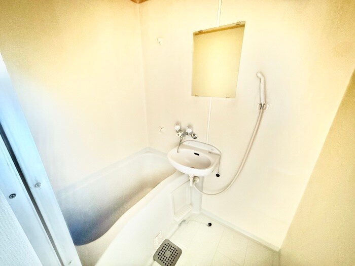 物件内観写真8　(バス／シャワールーム等)