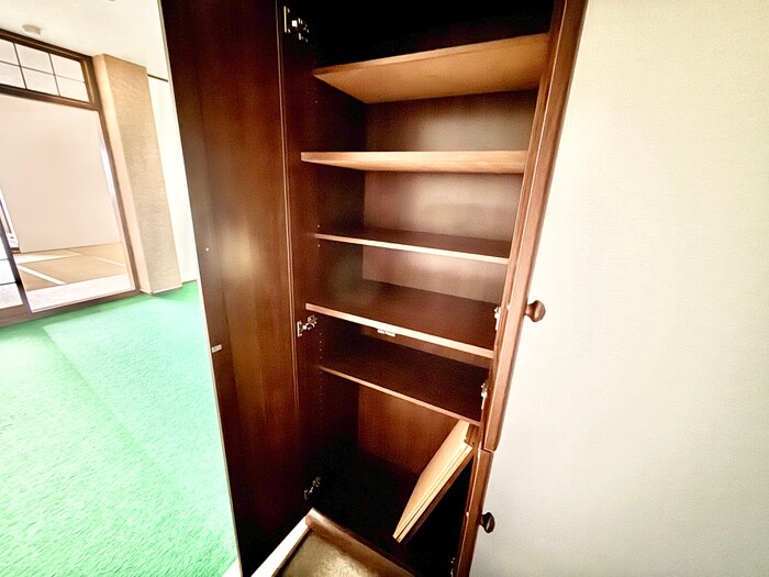 物件内観写真16　(靴箱)