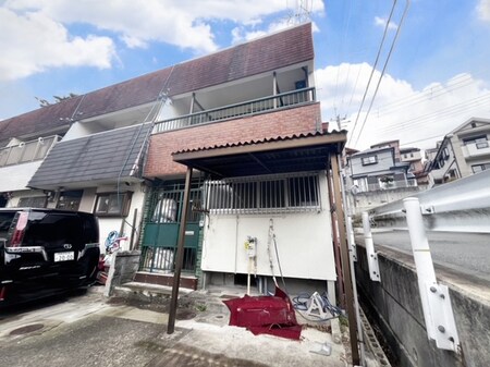 滝山町テラスハウス外観写真