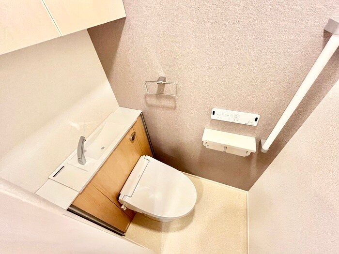 物件内観写真15　(トイレ)