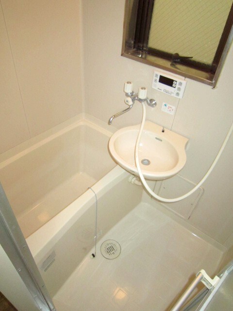 物件内観写真12　(バス／シャワールーム等)