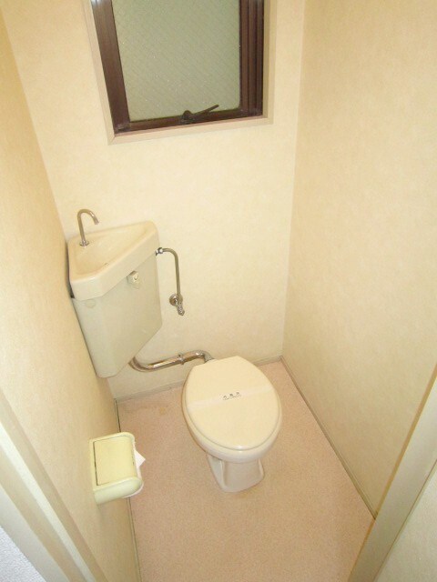 物件内観写真13　(トイレ)